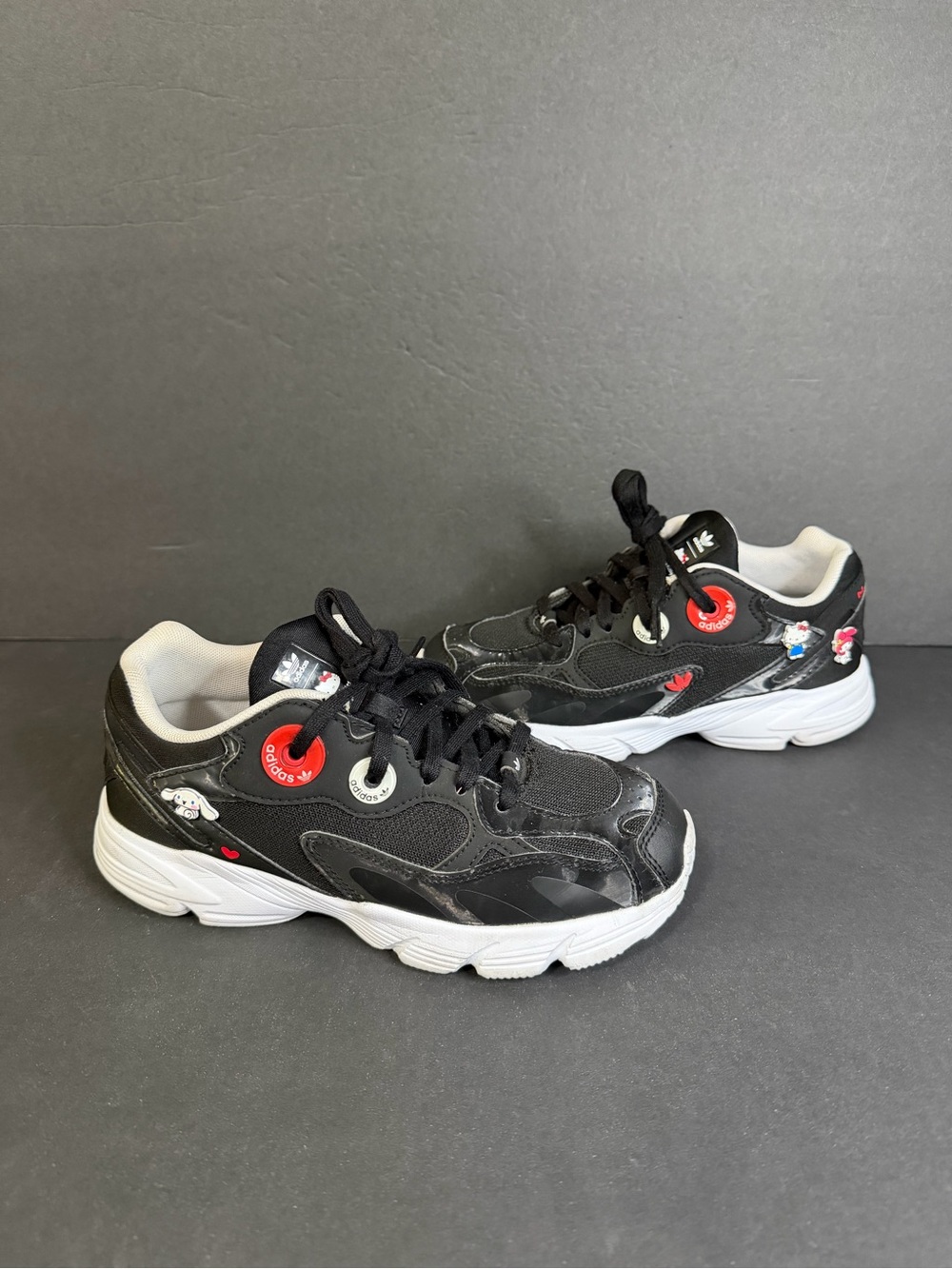 Adidas Hello Kitty Astir Originals Kids Shoes HQ1558 Black size 3